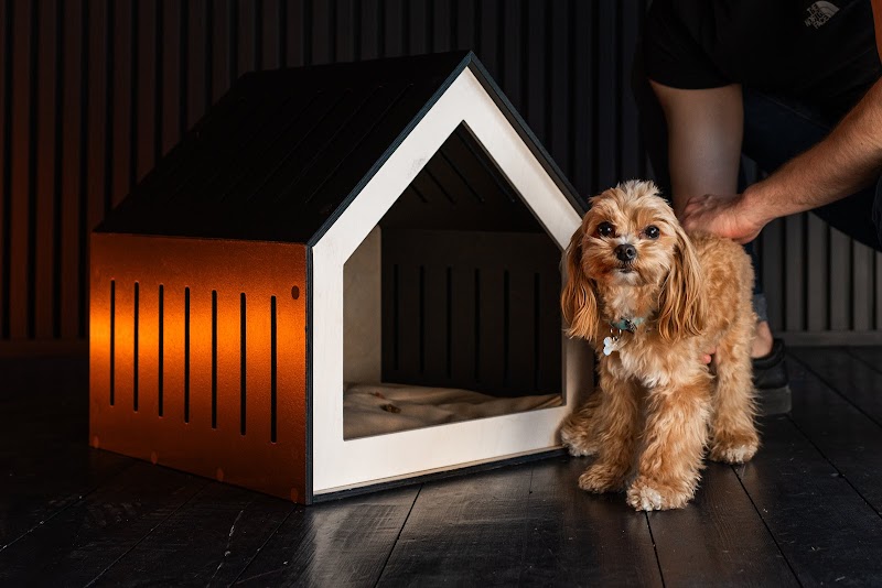 Pet Houses - Artisanal pet houses.
